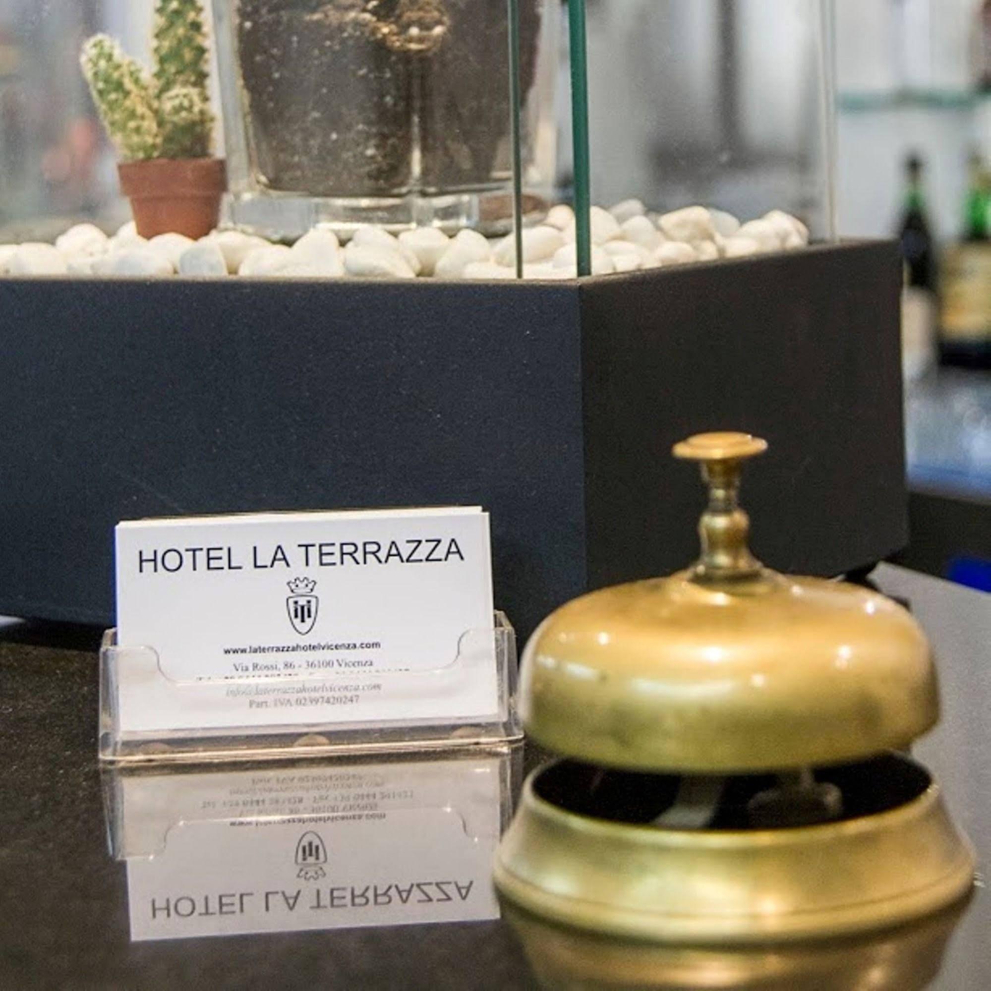 Hotel La Terrazza Vicenza Esterno foto