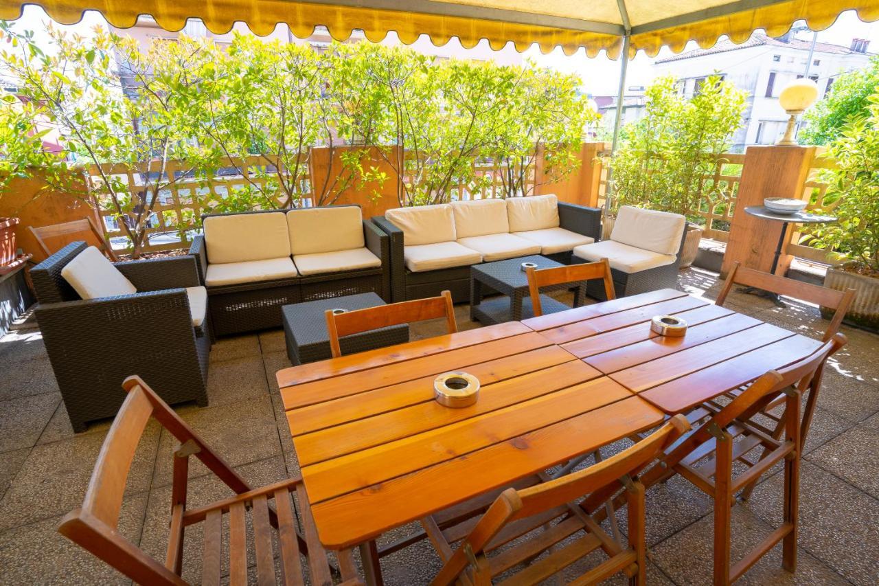 Hotel La Terrazza Vicenza Esterno foto