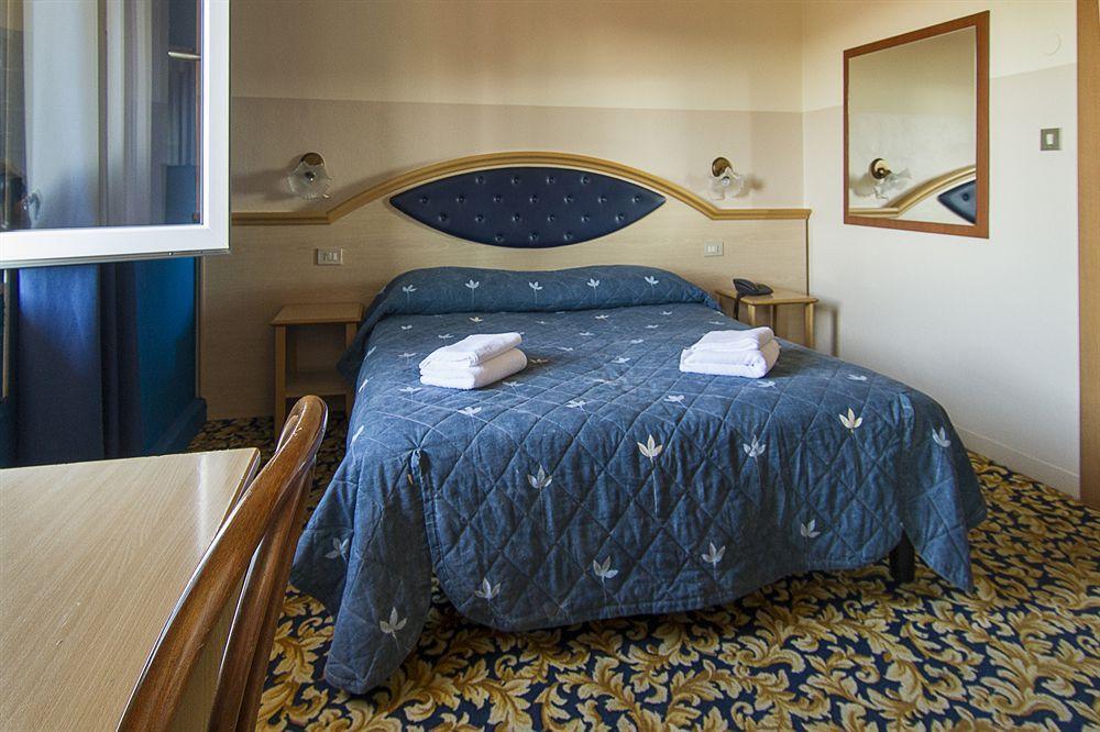 Hotel La Terrazza Vicenza Esterno foto