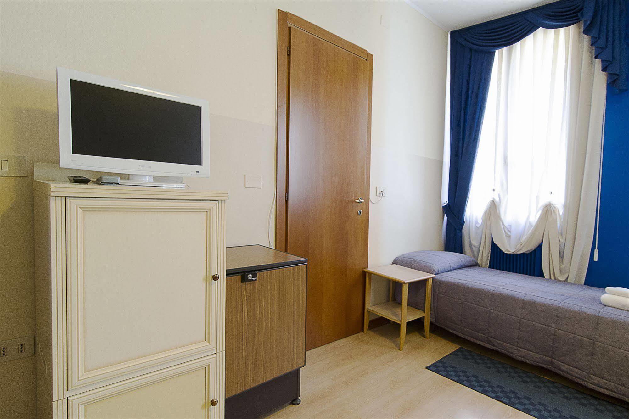 Hotel La Terrazza Vicenza Esterno foto