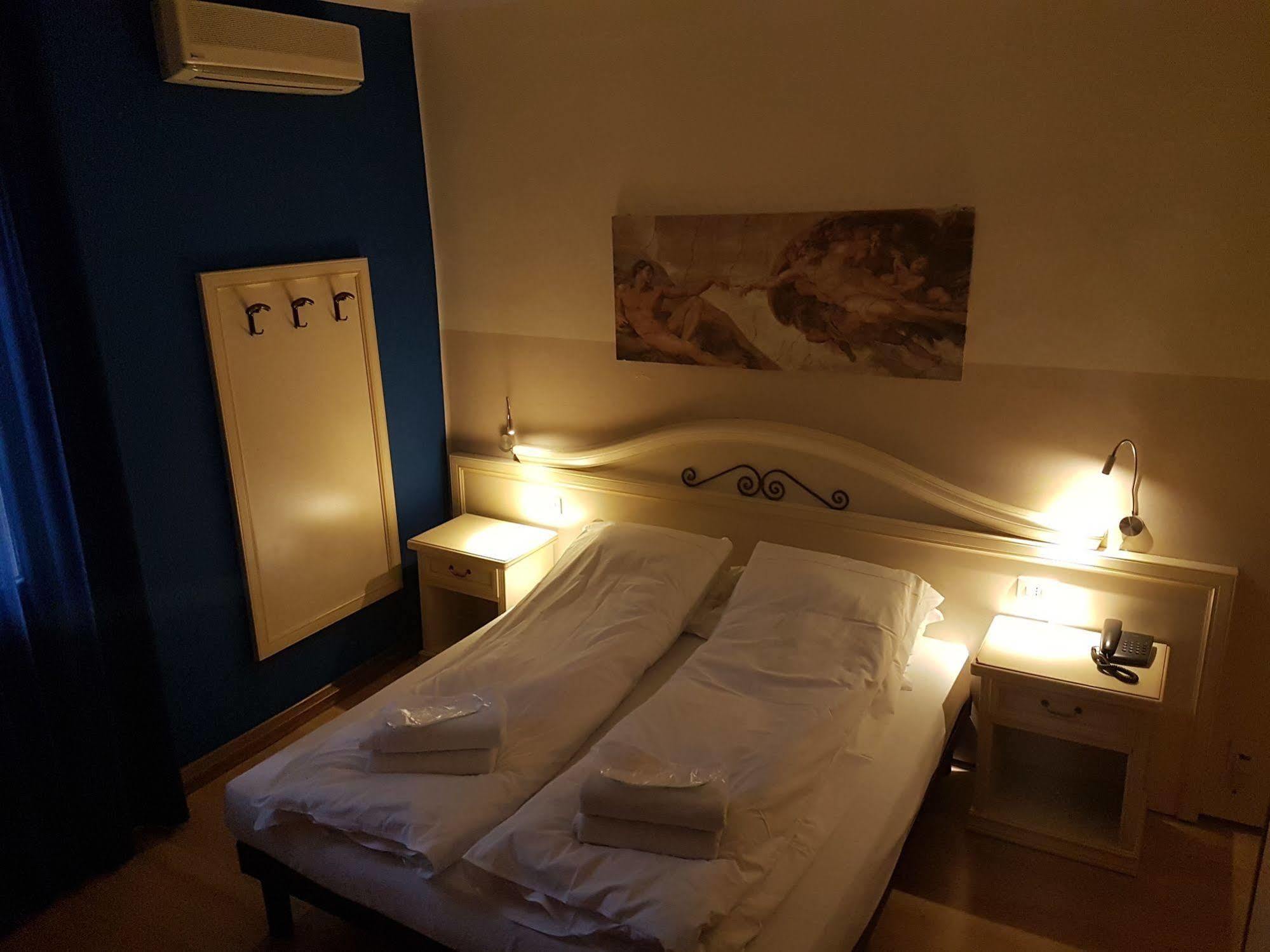 Hotel La Terrazza Vicenza Esterno foto